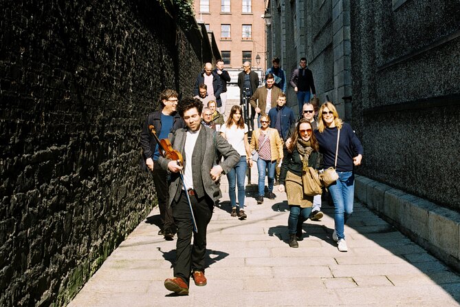Dublin Traditional Irish Music Walking Tour with Live Performance - Starting at 3 Crown Alley in Temple Bar
