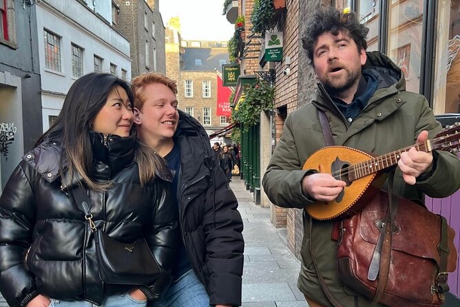 Dublin Traditional Irish Music Walking Tour with Live Performance - Fishamble Street and the sound of old Dublin