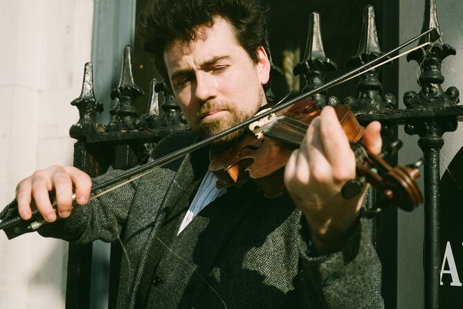 Dublin Traditional Irish Music Walking Tour with Live Performance - Smock Alley Theatre and Dublin’s performance tradition
