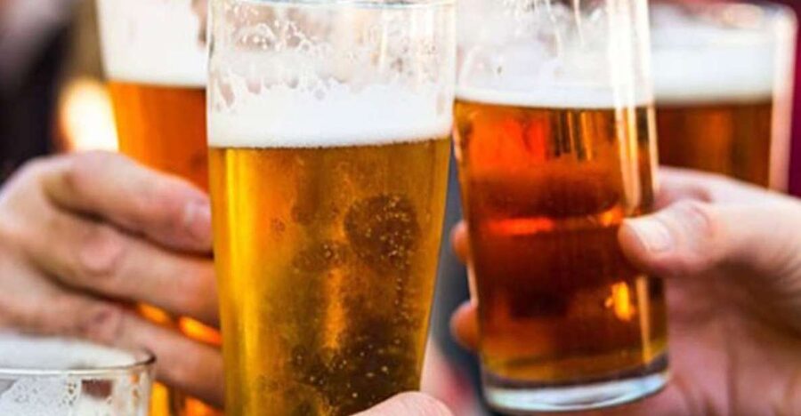 Dublin: Traditional Pubs Walking Tour with Local Guide - What you learn about stout, whiskey, cider, and ale