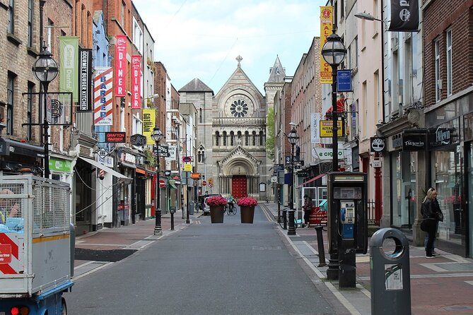 Dublin Walking Tour: Explore Top Sights & Hidden Gems - What the guide adds to a short walk