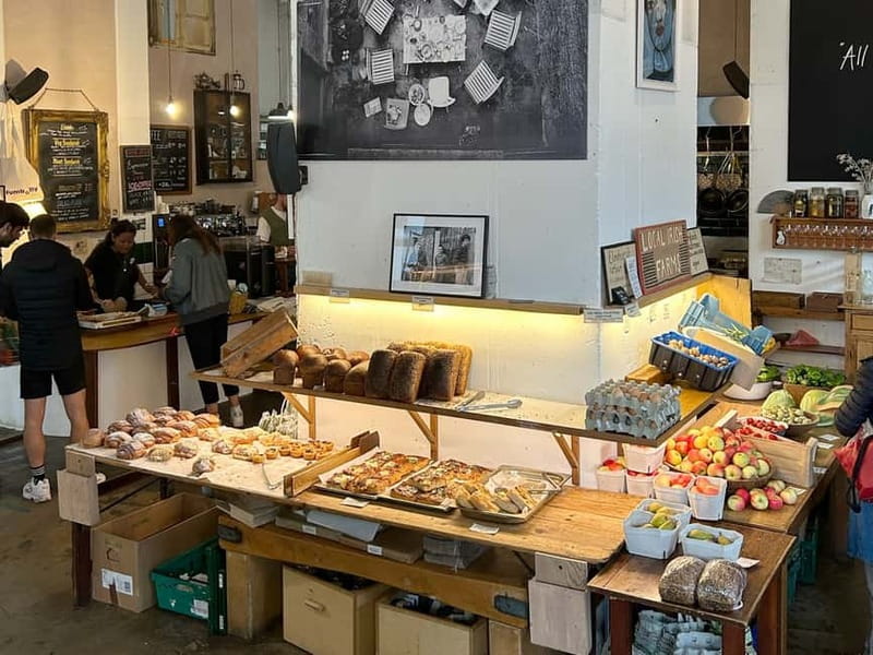 Dublin: Walking Tour for Foodies with Tastings - Vegetarian guests and food preferences