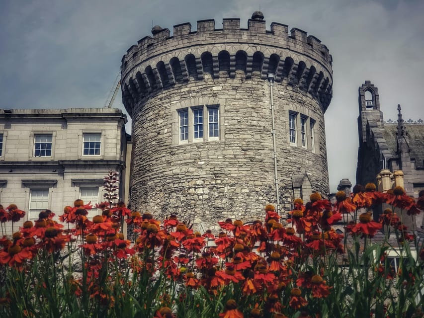 Dublin Walking Tour: Top 10 highlights - Dublin Castle and Saint Patrick’s Cathedral from the street