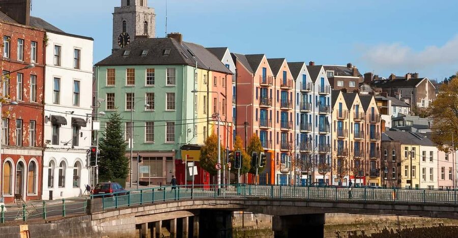From Dublin:Cork,Cahir Castle,Rock of Cashel Tour in Spanish - Should you book it?