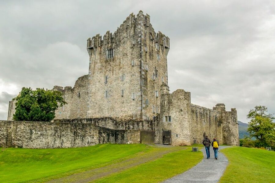 From Dublin: Galway and Kerry 3-Day Budget Tour - Hostel, B&B, and apartment choices