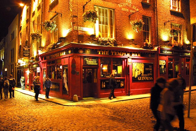 Full-day Award Winning Private Dublin City Highlights Tour - Trinity College and the Book of Kells