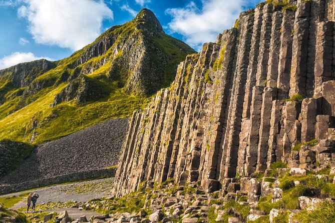 Giant's Causeway Day Tour from Dublin - Belfast in one short hour
