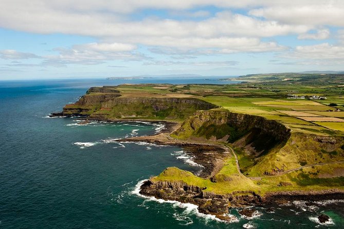 Giant's Causeway with the Titanic Exhibition and the best of Northern Ireland - Titanic Belfast, beside the original shipyard