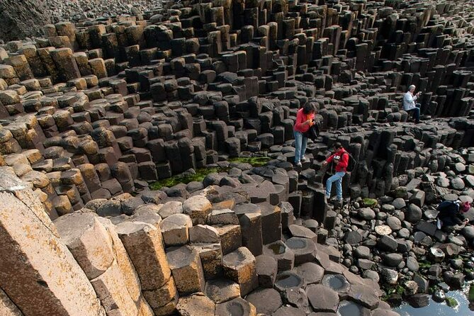 Giant's Causeway with the Titanic Exhibition and the best of Northern Ireland - Who should book this tour