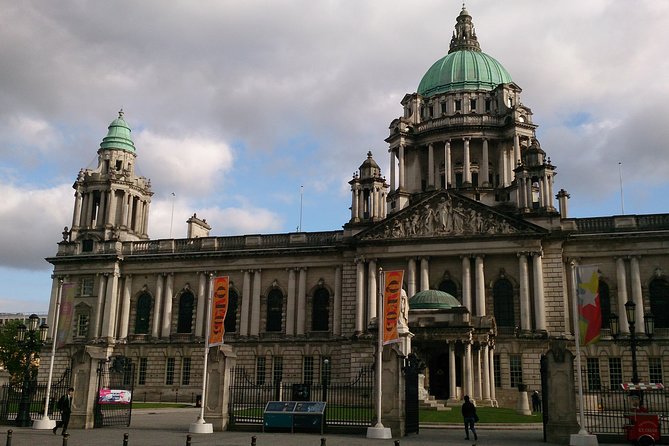 Giants Causeway and Belfast Private Tour from Dublin - Leaving Dublin in a private vehicle