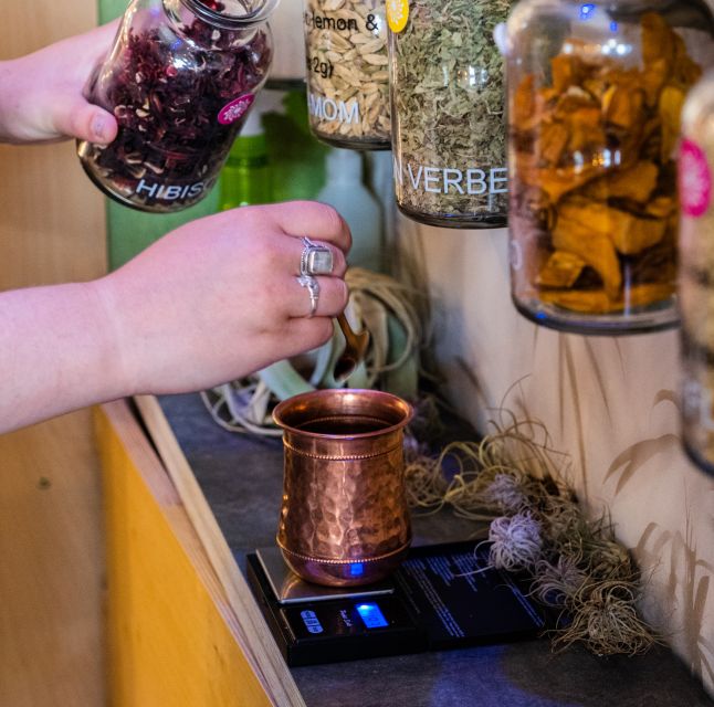 Gin School, distill you own gin, cocktails, tastings, food - Starting at Stillgarden Distillery in Dublin 8