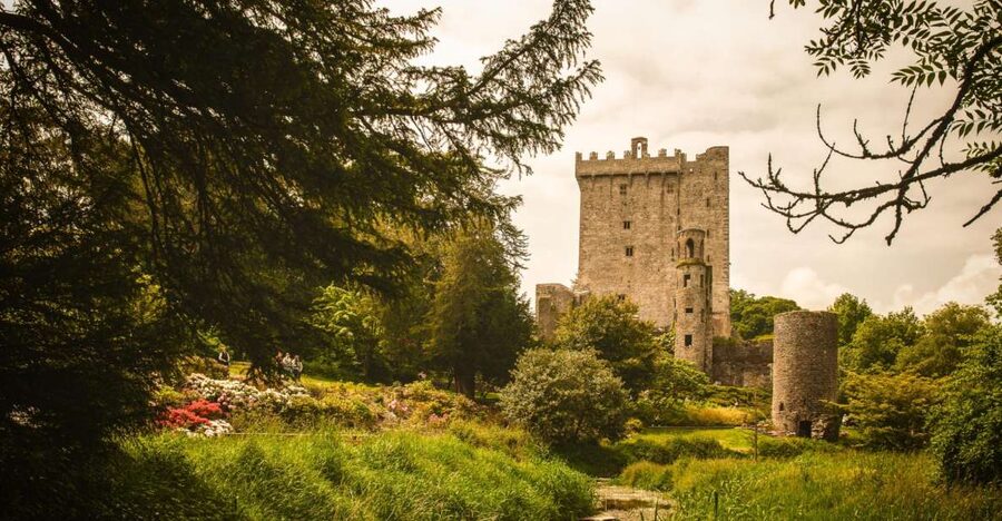 Ireland: Blarney Castle, Kilkenny & Irish Whiskey 3-Day Tour - Kinsale: your first night in a small Irish town