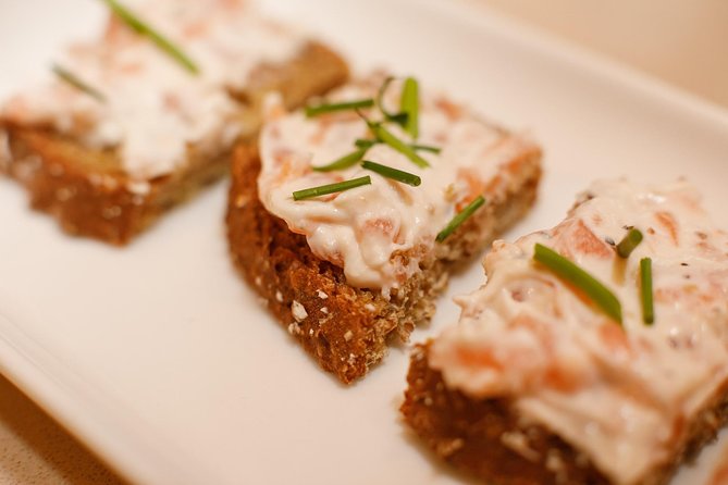 Irish Craic & Cuisine: Cooking Class & Dinner in Central Dublin - Why this Dublin cooking class feels different