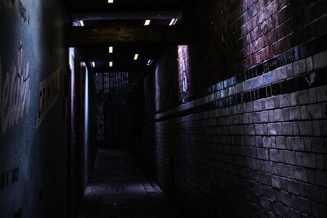 Legends, Ghosts and Ghouls Walking Tour Dublin - The Molly Malone Statue opens the walk