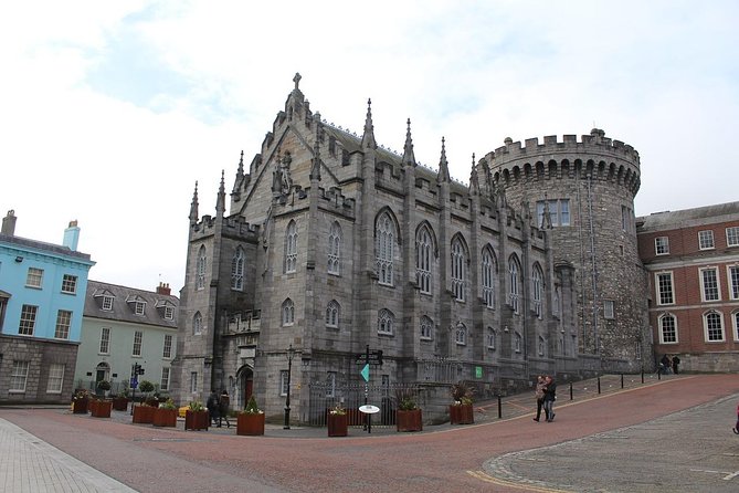 PRIVATE Dublin Kickstart Tour With a Local PRIVATE Guide - A fast way to understand central Dublin