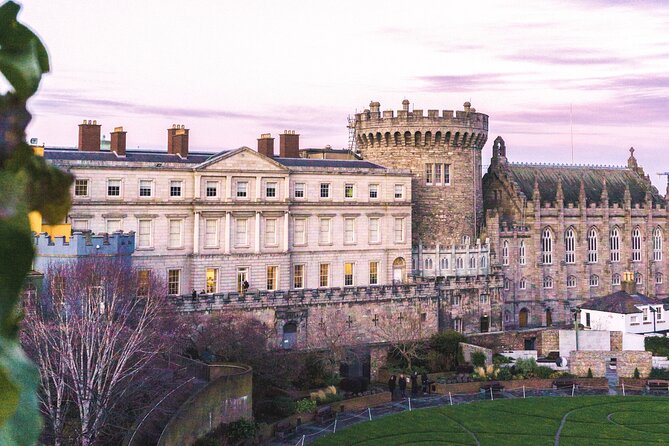 Private Luxury Tour of Dublin - One private vehicle, six Dublin highlights