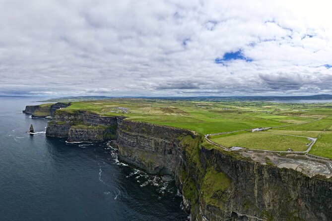 Private Luxury VIP Chauffeured Cliffs of Moher Tour from Dublin - Dunguaire Castle and a taste of medieval ceremony