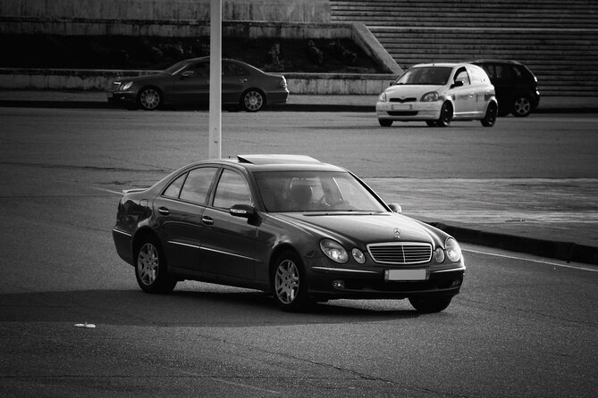 Private Sedan (4 seats) Transfer from Dublin Airport to Dublin City Center - Flight Monitoring Helps With Delays, With One Big Caveat