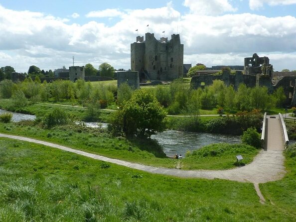 Private Tour from Dublin: Hill of Tara Trim Castle, Celtic sites - Four details that shape the day