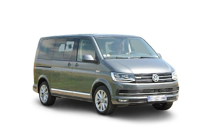 Private Transfer from Dublin airport to Dublin city center - One way Minivan - Luggage help is valuable, but waiting needs clear limits