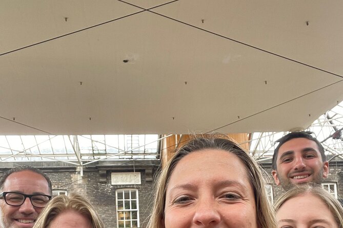 Private Walking Tour in Dublin - George’s Street Arcade adds everyday city life