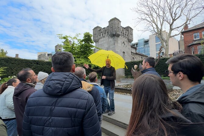 Small Group Bucket List Sights Walking Tour with a Local Guide - A fast, thoughtful introduction to central Dublin