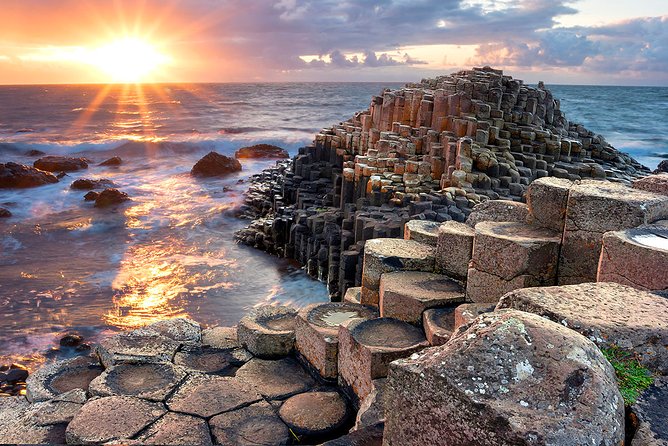 Spanish Belfast And Giants Causeway Tour - Why this northern Ireland day trip works