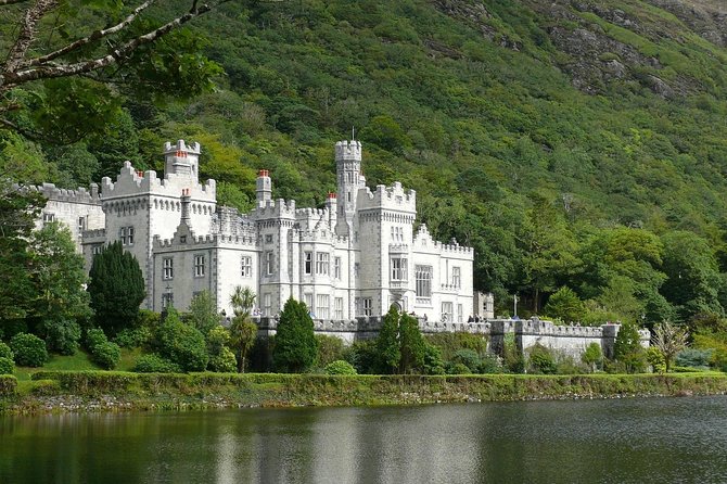 Sustainable Connemara and Galway Bay Rail Tour from Dublin - Roundstone Harbor, Galway Bay, and the Gaeltacht
