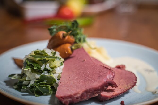 Taste traditional Irish food in the heart of Dublin - Whiskey, beer, cider, and alcohol-free choices