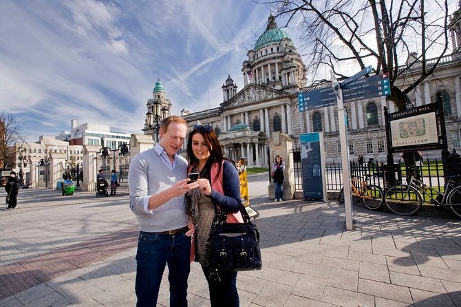 The Giant's Causeway, Dunluce Castel and Belfast - Spanish guide - Key points before you book