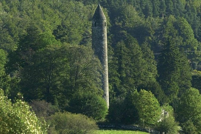 The Original Award Winning Wild Wicklow Tour incl. Glendalough - Lunch in Laragh gives the day an Irish pub pause