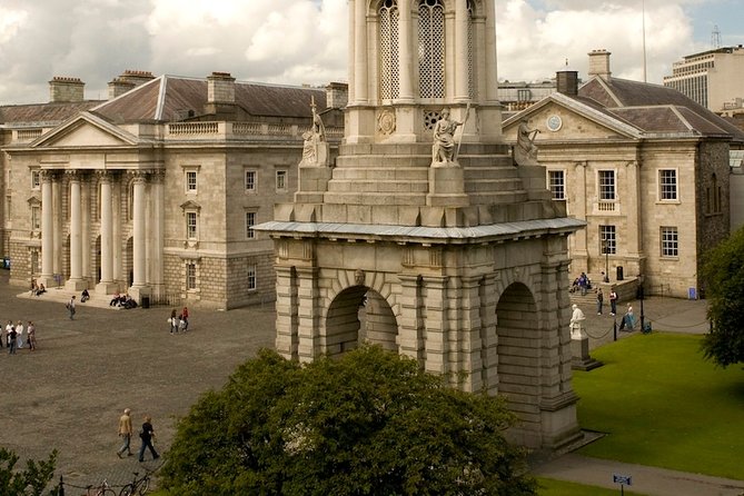 Turtle Bunbury's Dublin: A Self-Guided Audio Tour from a Celebrated Author - From St Stephen’s Green into Dublin’s story