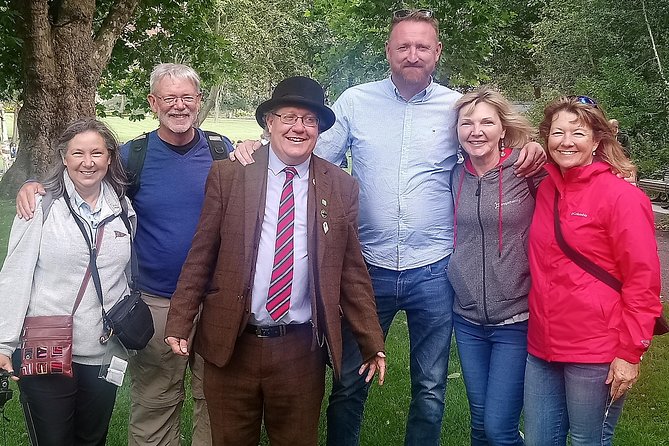 Walking tour in Merrion Square Park - Dublin Rogues Tour - Why Merrion Square makes a fine history classroom