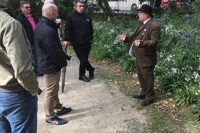 Walking tour in Merrion Square Park - Dublin Rogues Tour - Literary Dublin with political and personal drama