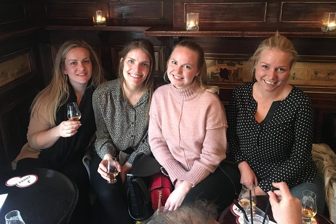 Whiskey Tasting Tour of Dublin - What the guide adds to the tasting